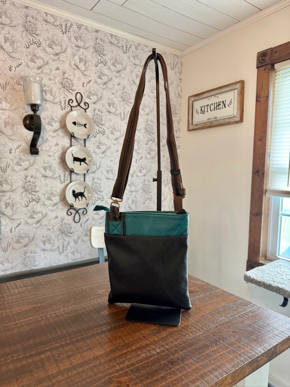 Chala Teal and Brown Swing Crossbody EUC